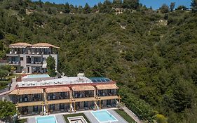 Koumaros Aparthotel